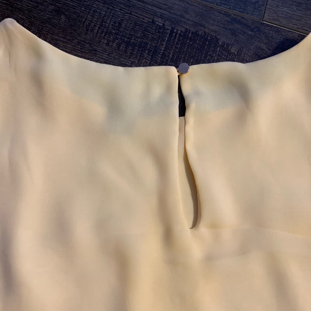 ❤️SOLD WHBM asymmetrical tiered tunic top - Picture 6 of 8